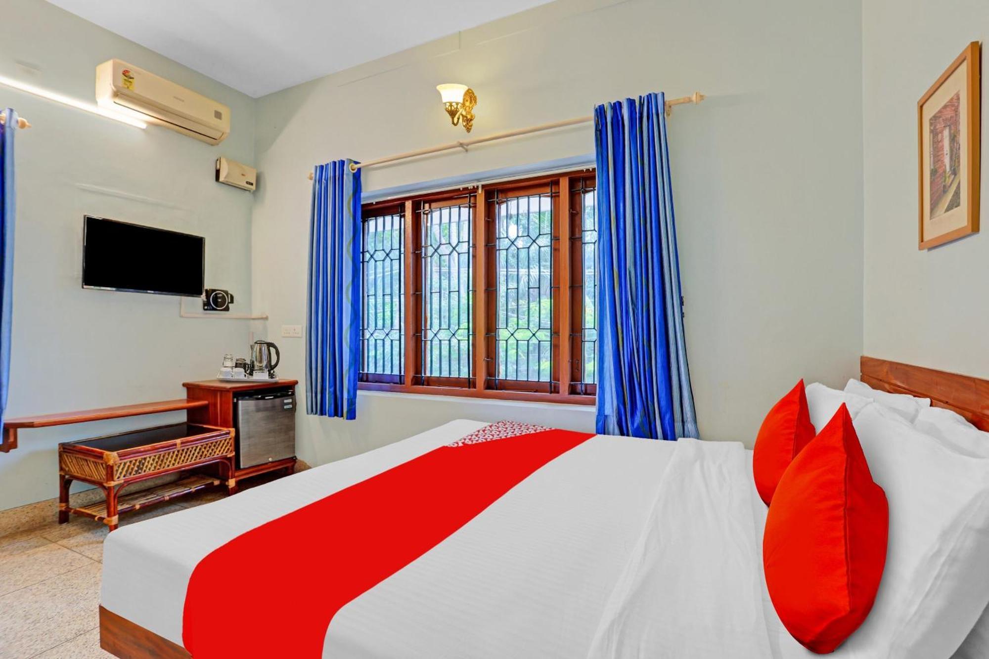 Flagship Hotel Adara Residency Thiruvananthapuram Exterior foto